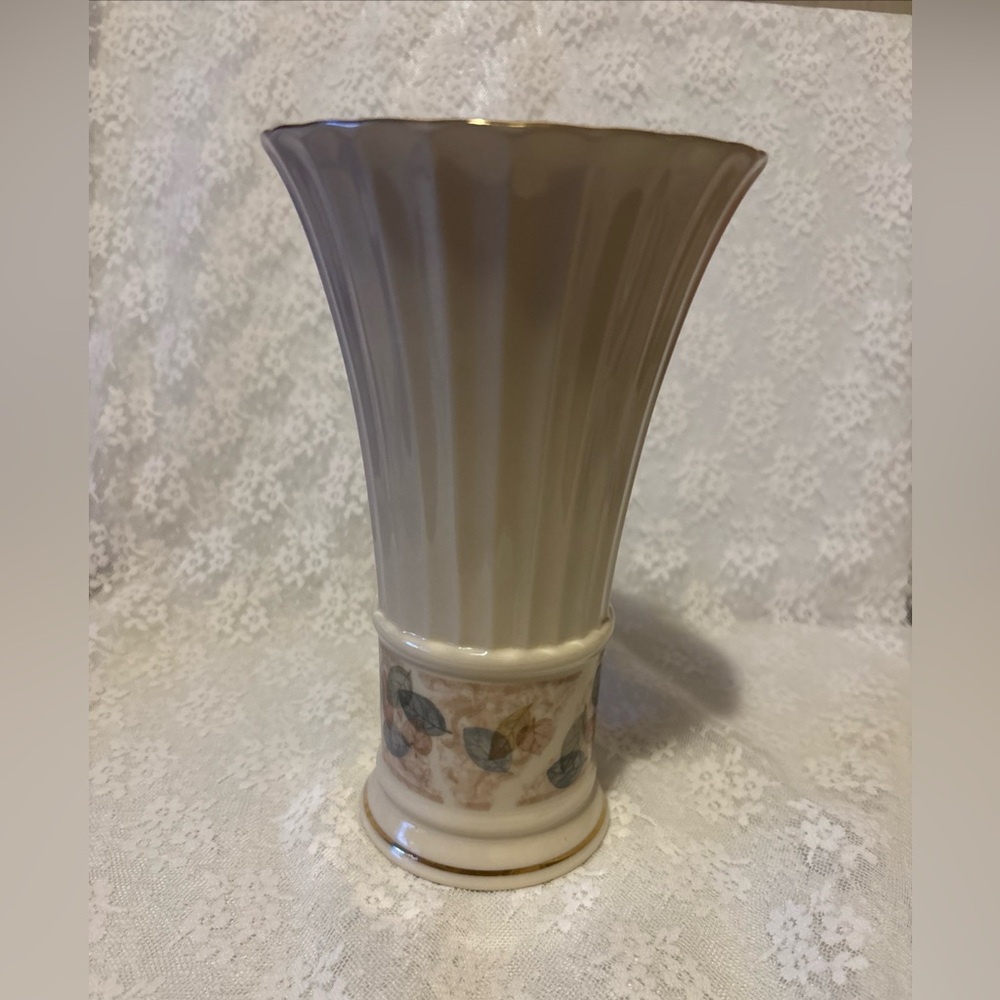 Lenox Drift Leaves Gold Trimmed Vase